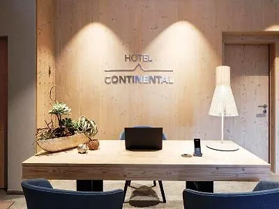 Continental מלון