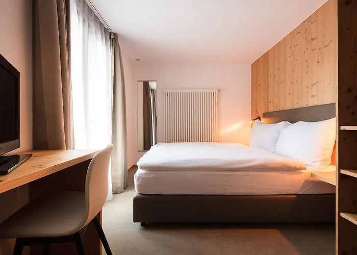 Continental Hotel 3*