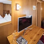 Continental 3*