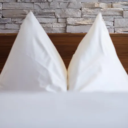 Continental מלון