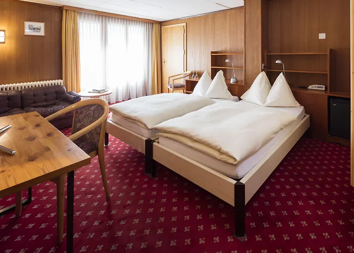 Отель Continental