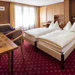 Continental Hotel 3*